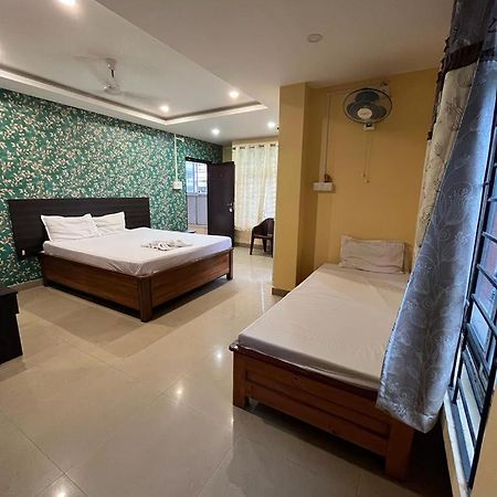 Hotel Hk Residency à Guwahati Extérieur photo